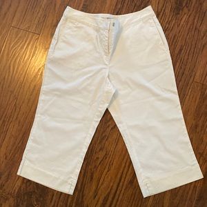Tommy Bahama WOMENS Cropped/Capri pants Size 4